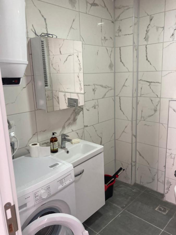 Sahil Aparts - Guelluek Aparthotel Milas Bagian luar foto